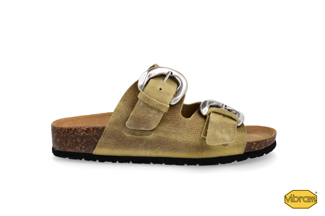 11 CARRIE I V CRAZY HORSE